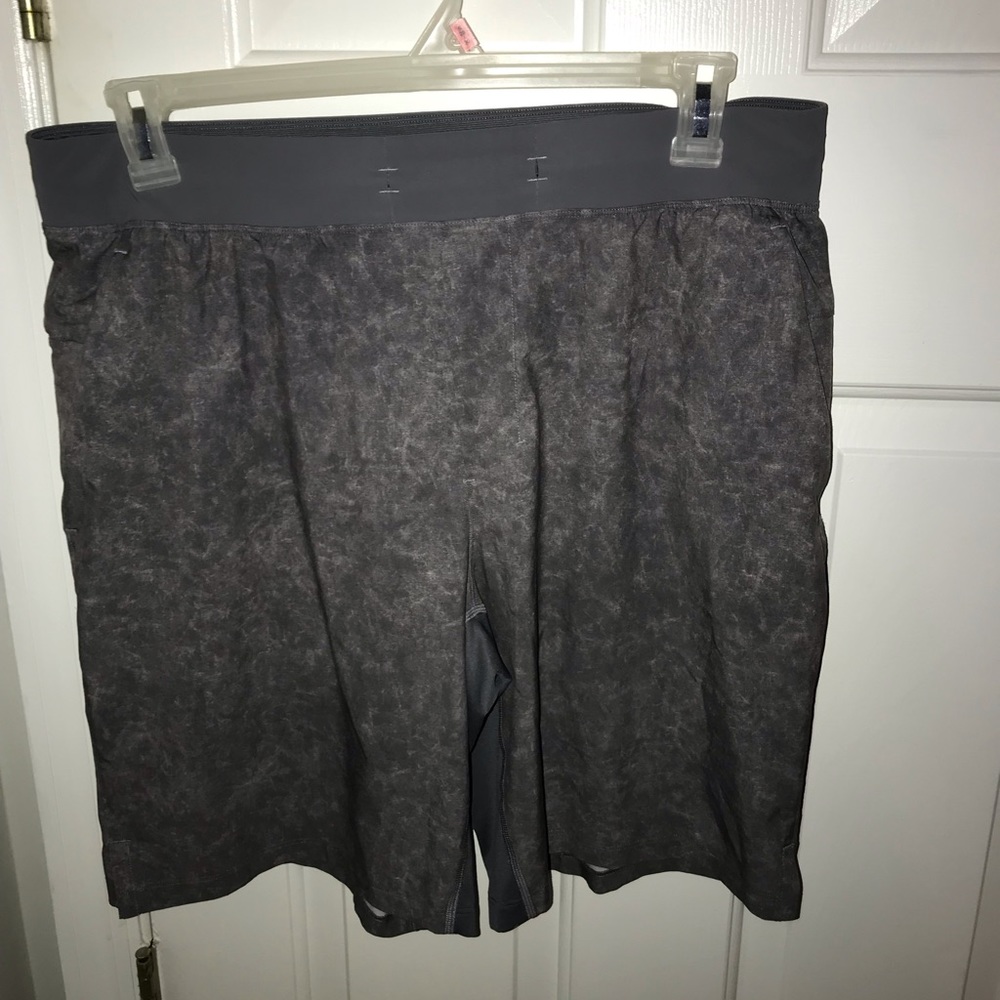 Lululemon Grey T.H.E Shorts Size XL Linerless